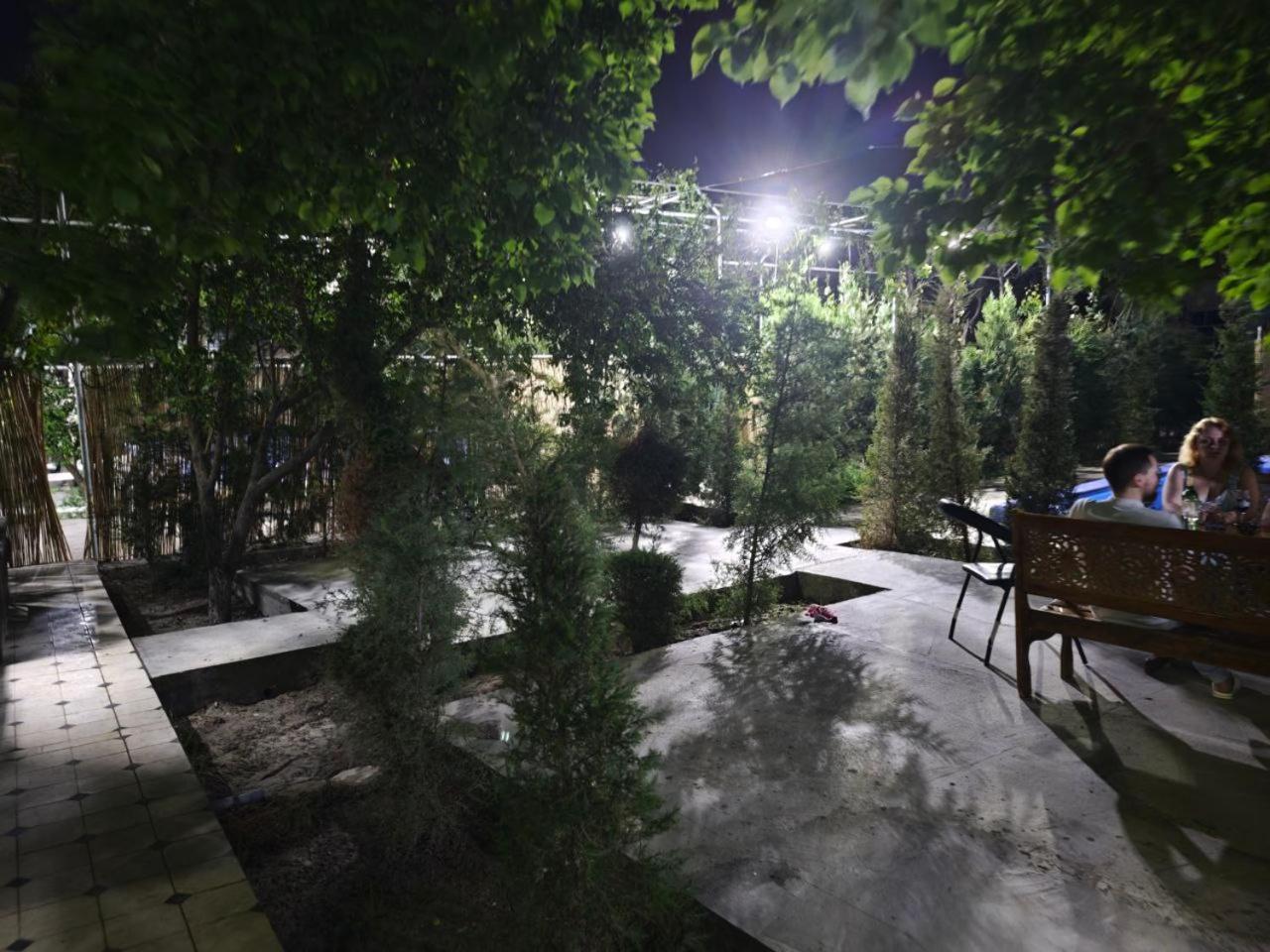 בוקורו May Weather Resort מראה חיצוני תמונה