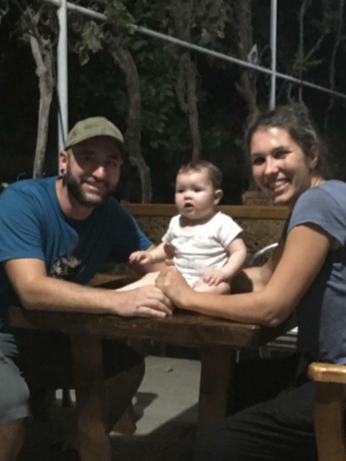 בוקורו May Weather Resort מראה חיצוני תמונה